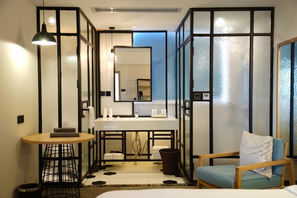 Flight One Hotel Шънджън Екстериор снимка